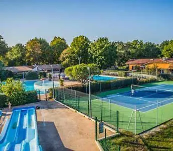 Holiday home Maison 3 Wifi, Jardin Clos, Piscine, Tennis *
